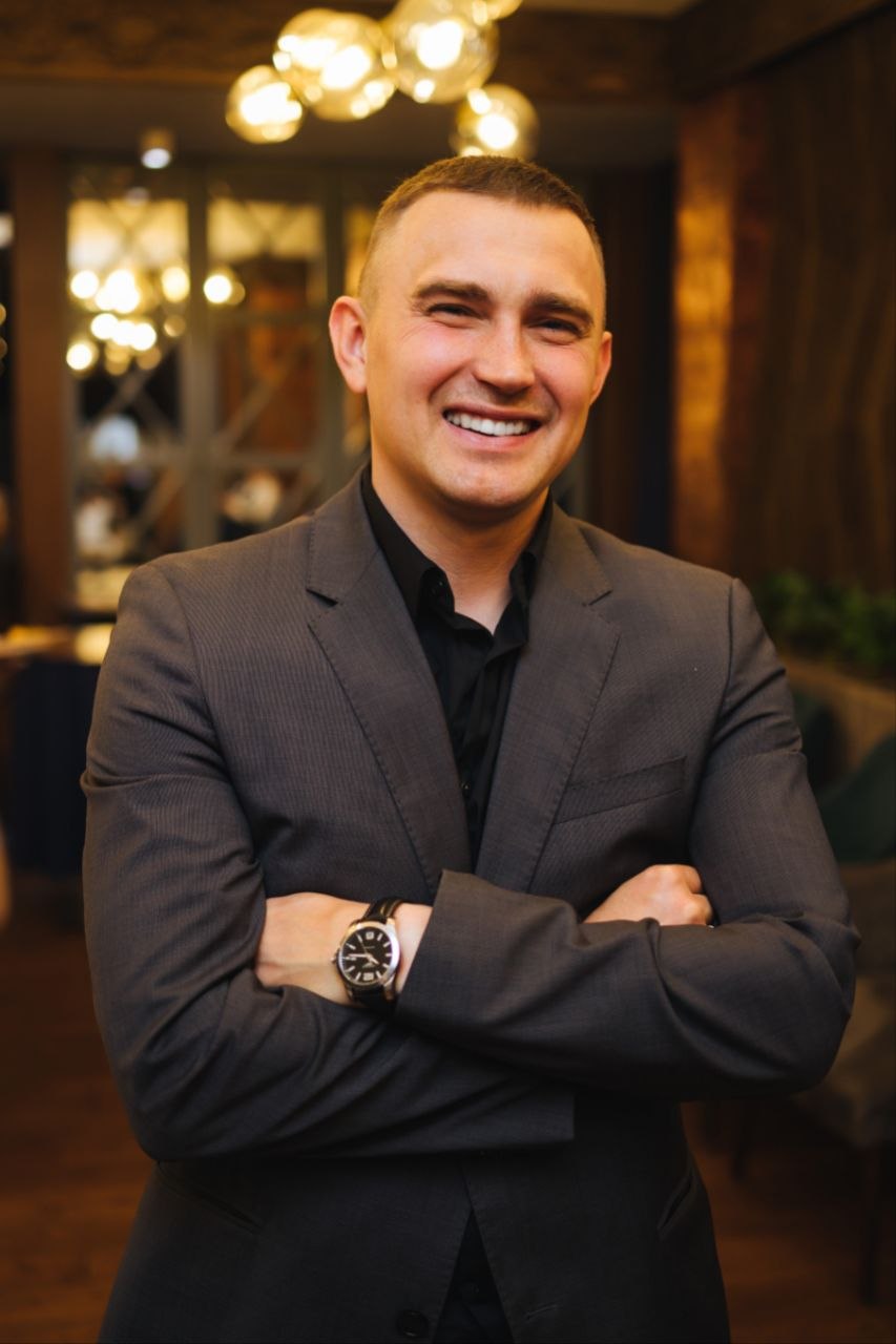 Алексей Алиферов